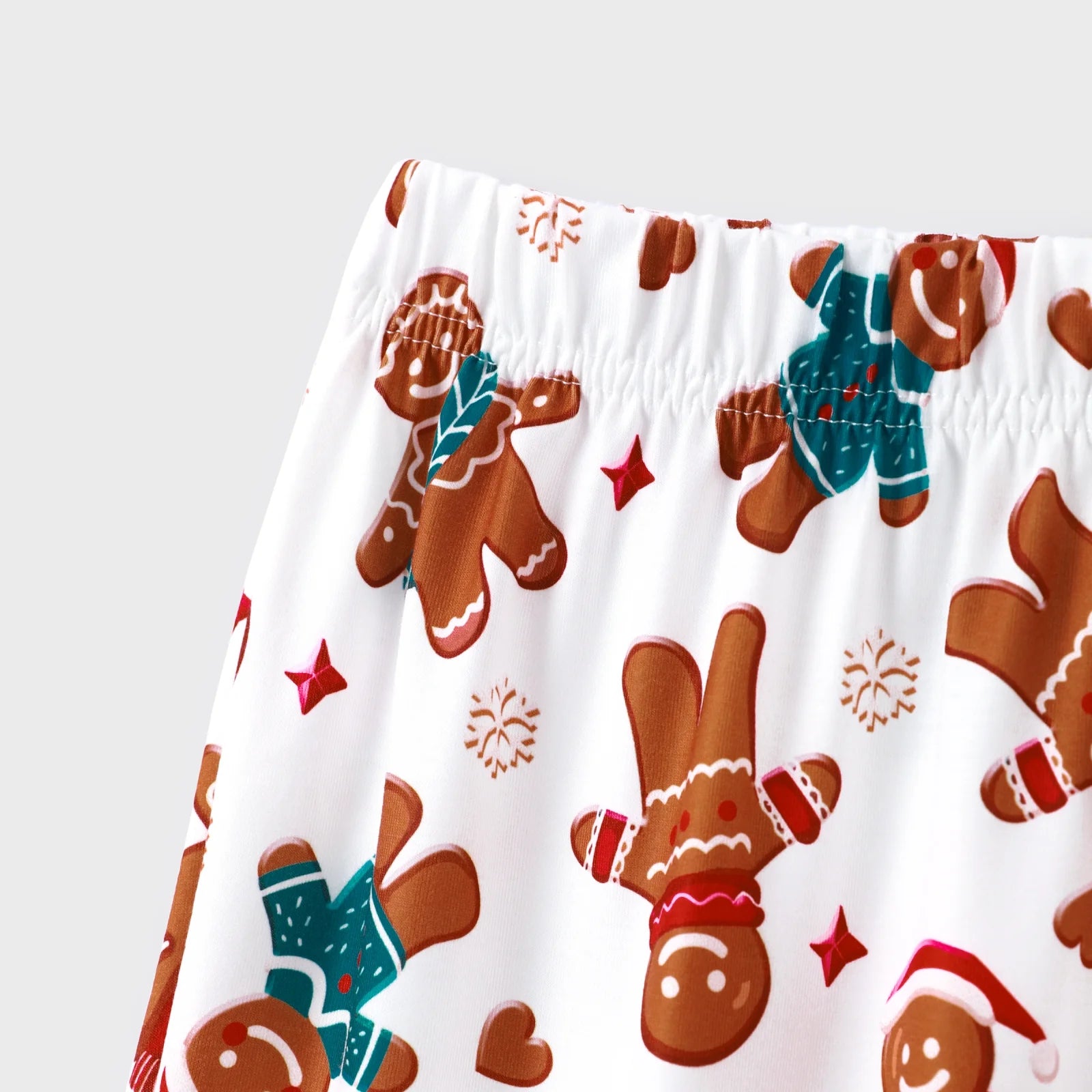 Men’s Gingerbread Christmas Pajama Set – Long Sleeve Top & Pants with Socks (Size L)