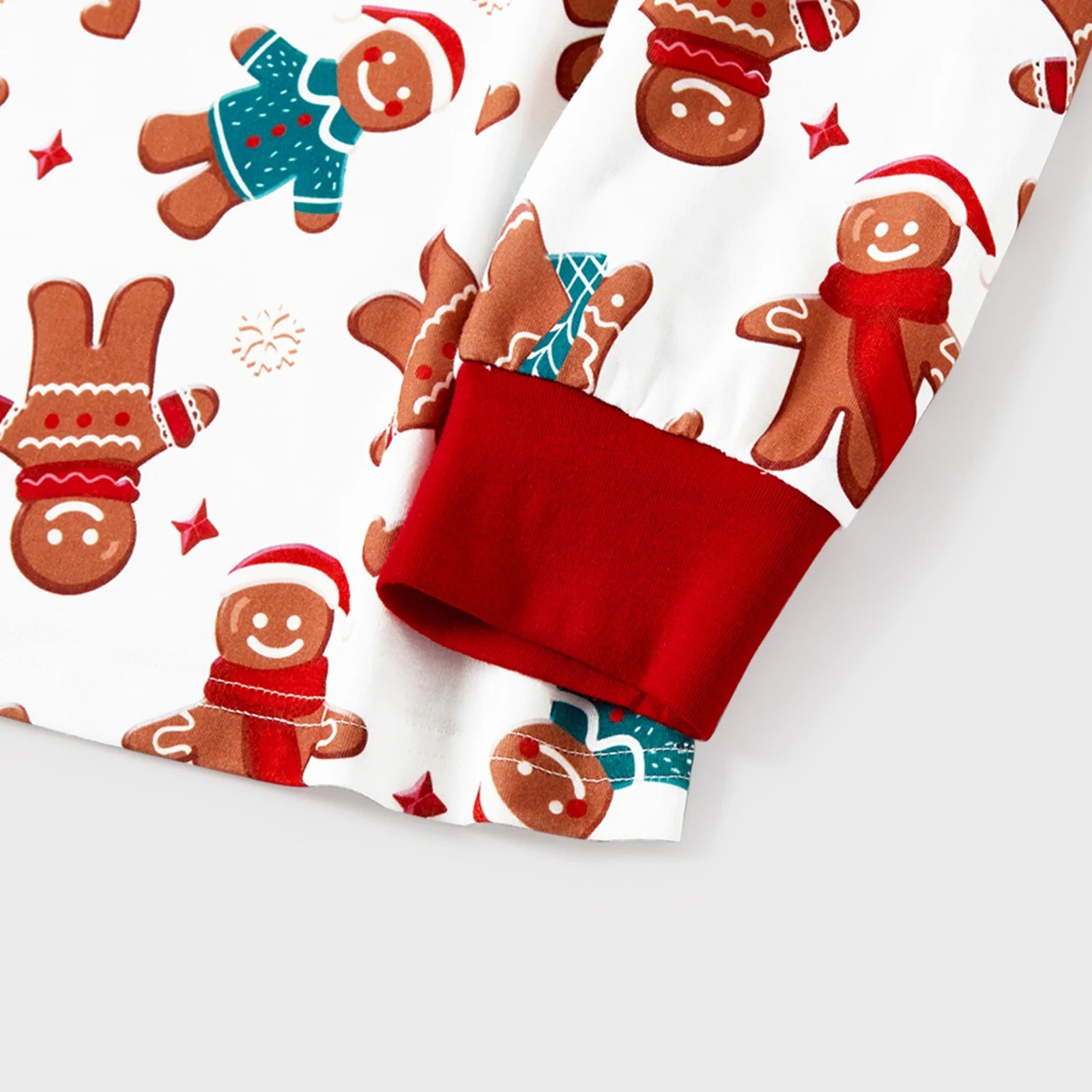 Men’s Gingerbread Christmas Pajama Set – Long Sleeve Top & Pants with Socks (Size L)